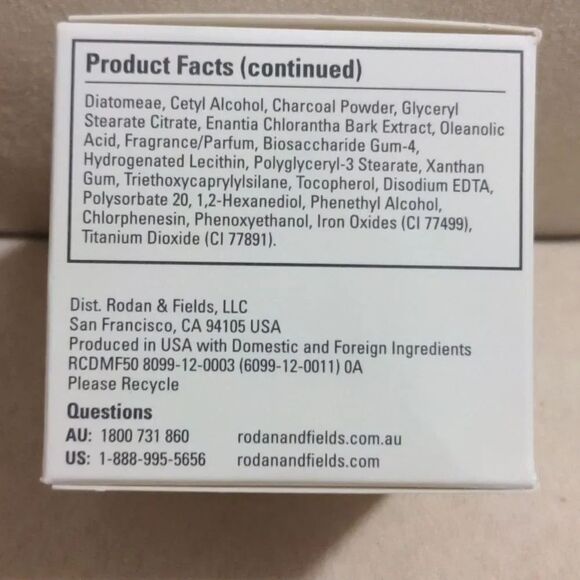 Rodan+Fields RECHARGE Charcoal Detox Mask New in Box - Picture 4 of 6